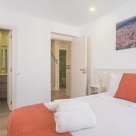 T2 Duplex Coral House شقة *
